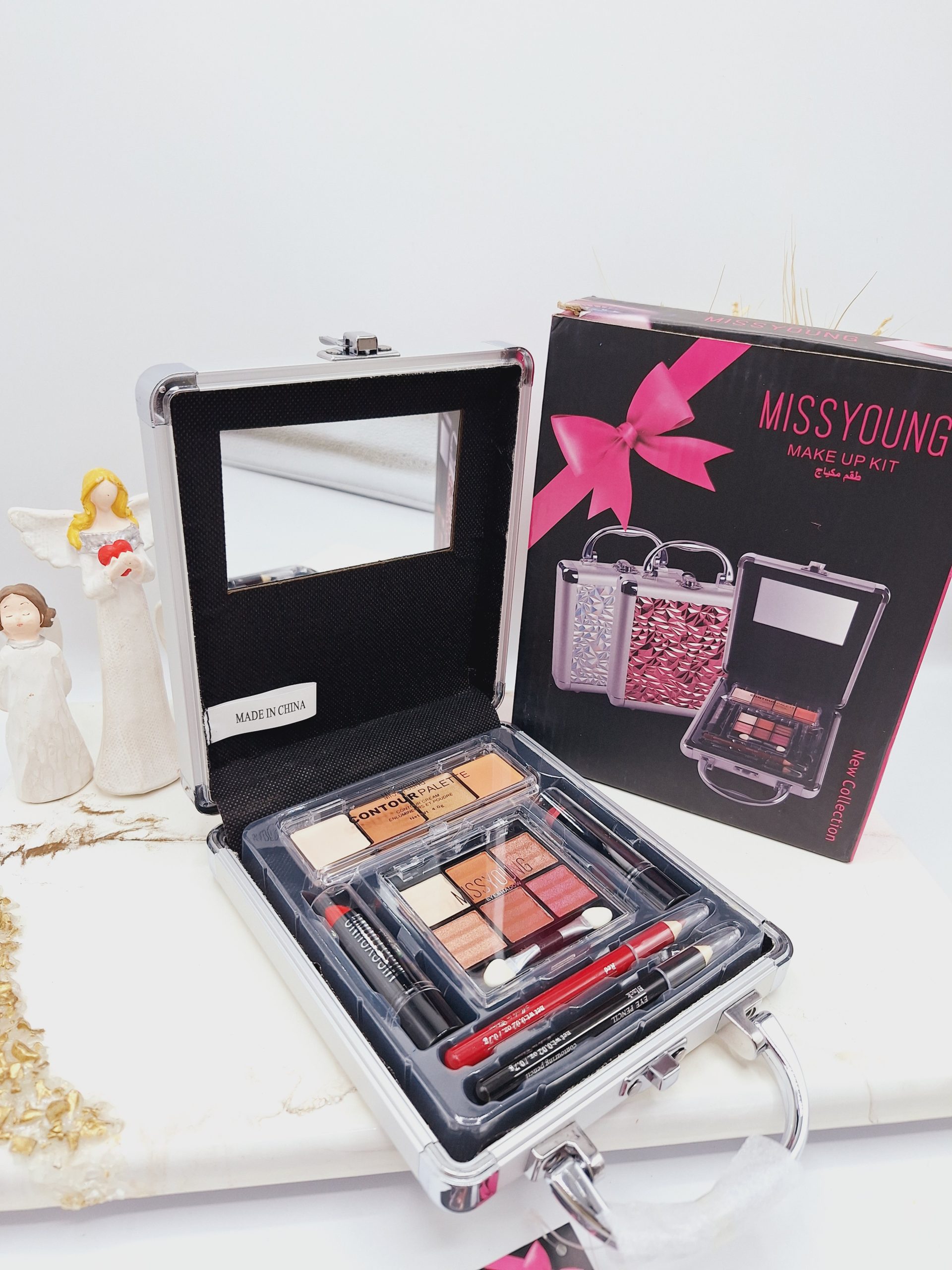 ست کامل کیف ارایشی کد14007 ست کامل کیف ارایشی کد14007